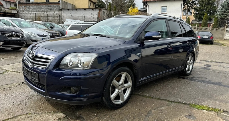 Toyota Avensis cena 9900 przebieg: 170000, rok produkcji 2007 z Wrocław małe 172